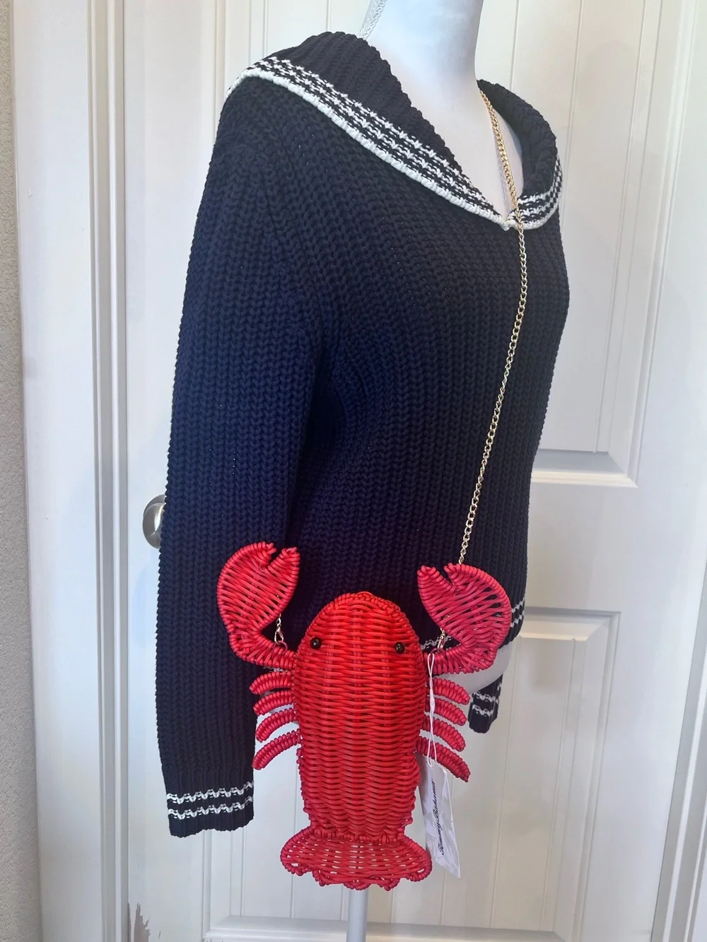 NWT Tommy Bahama Viral Red Lobster Woven Wicker Crossbody Clutch Purse